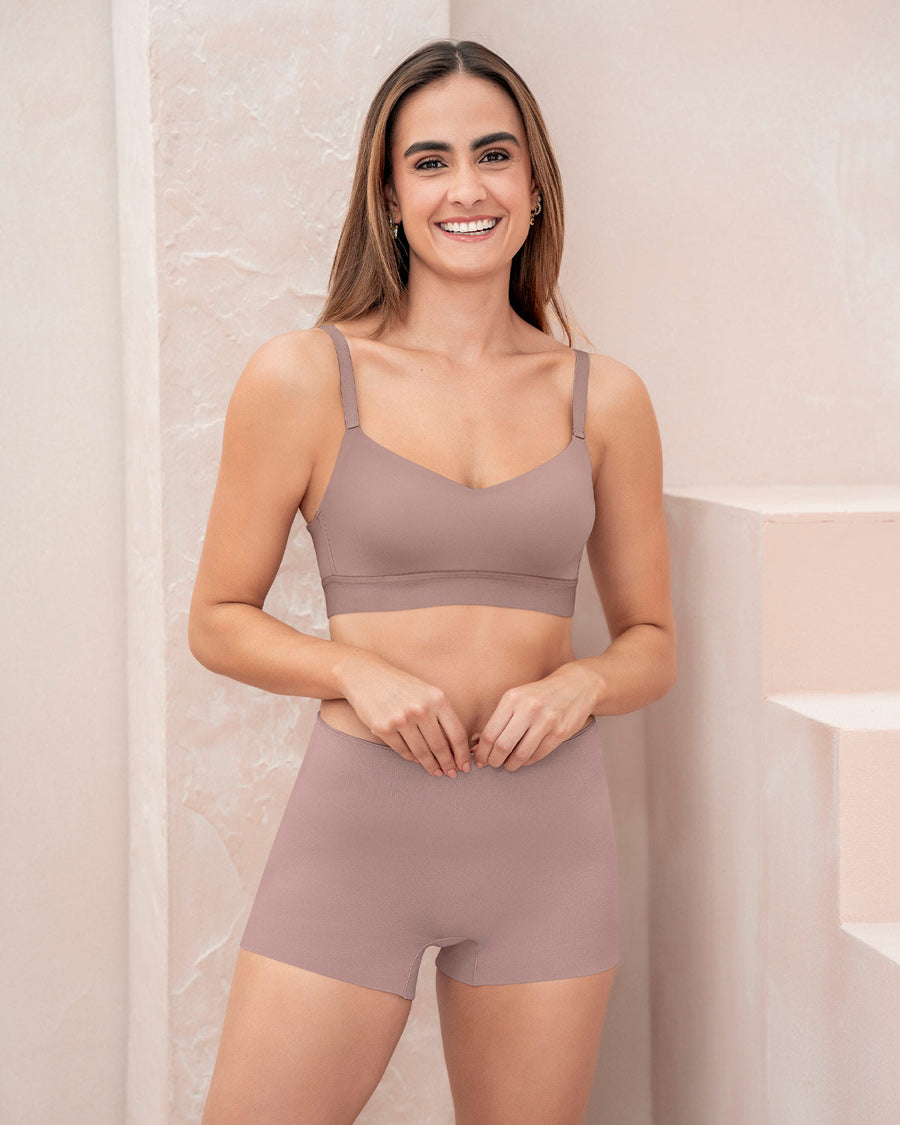 Brasier tipo top ultraliviano con copas internas fijas