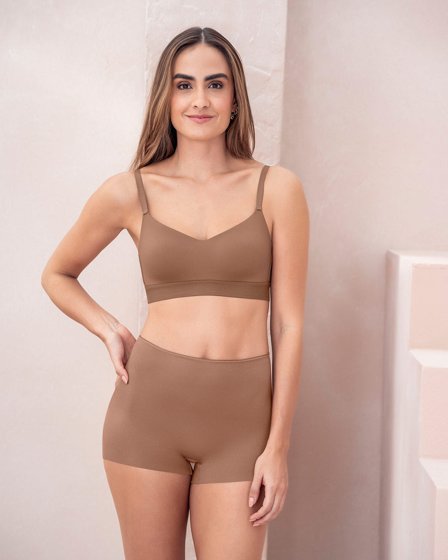 Brasier tipo top ultraliviano con copas internas fijas